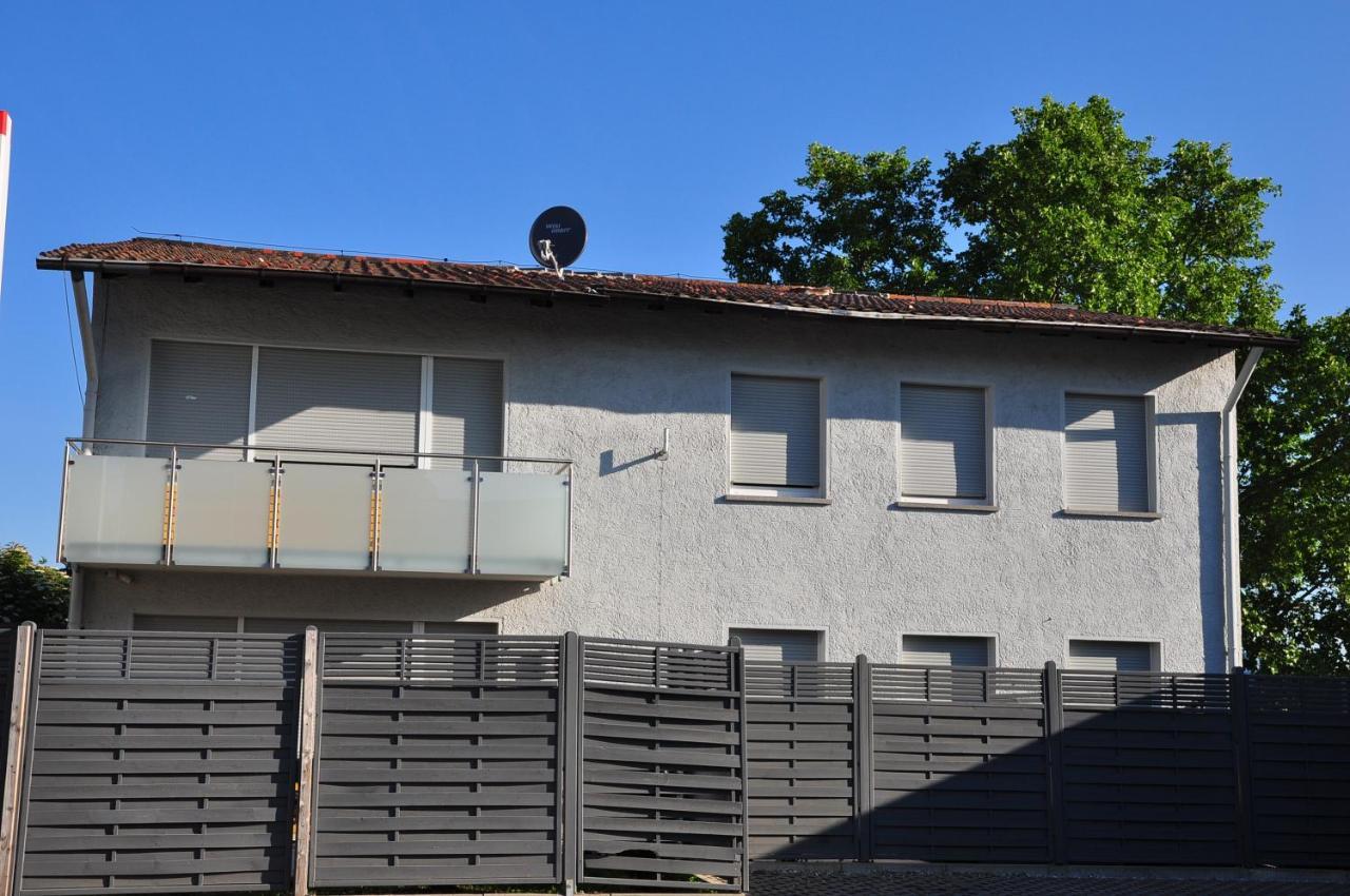 Weisenau Plaza Hostel Mainz Luaran gambar