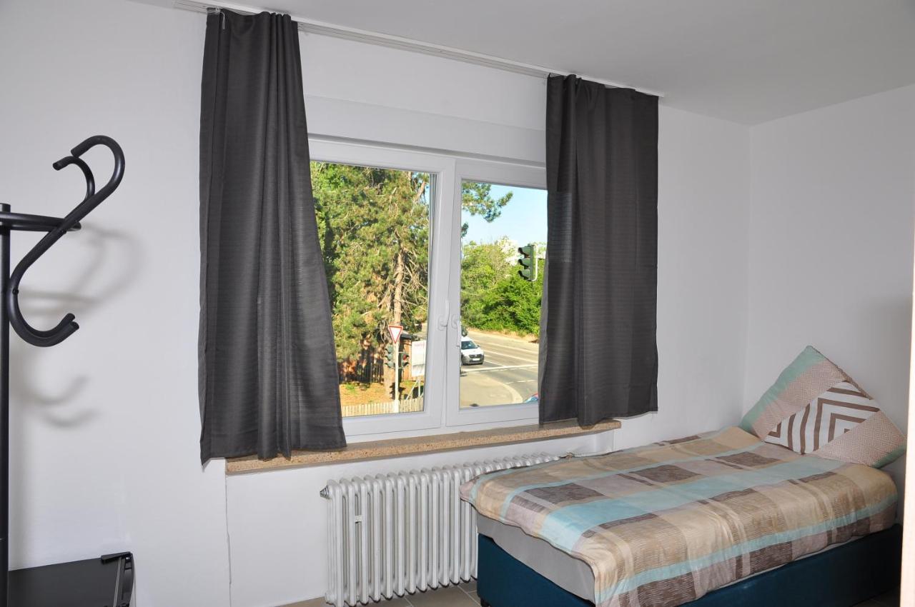 Weisenau Plaza Hostel Mainz Luaran gambar