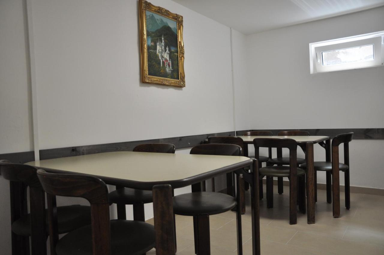 Weisenau Plaza Hostel Mainz Luaran gambar
